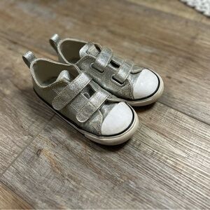 Converse silver glitter